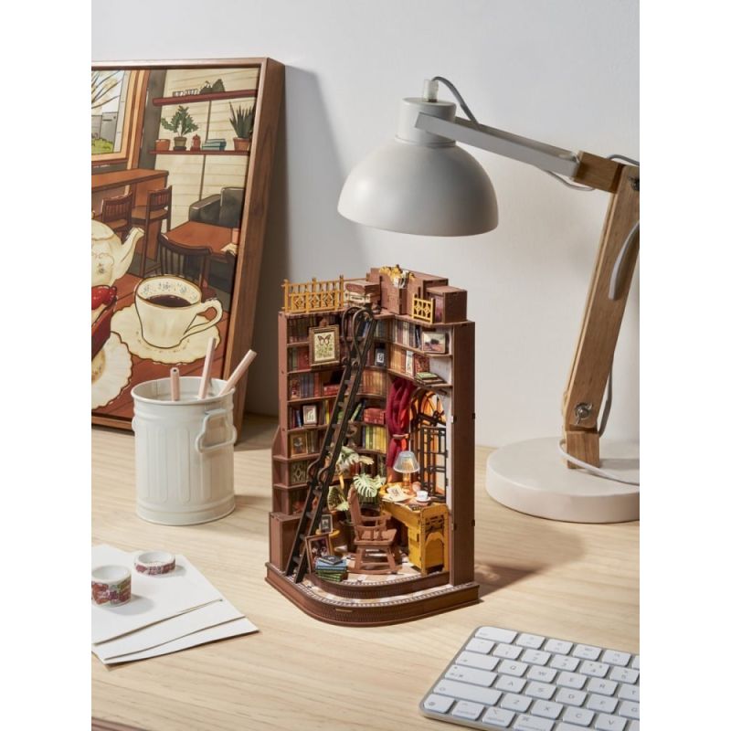 Silent Corner Study - Rolife