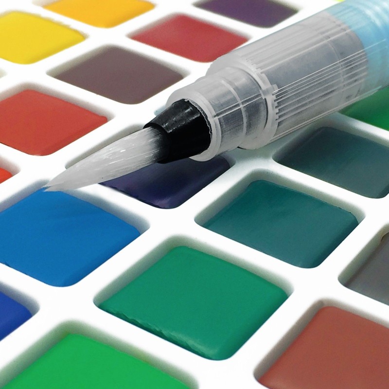 Boîte plastique de 30 demi-godets d'aquarelle japonaise Koi et accessoires de Sakrua