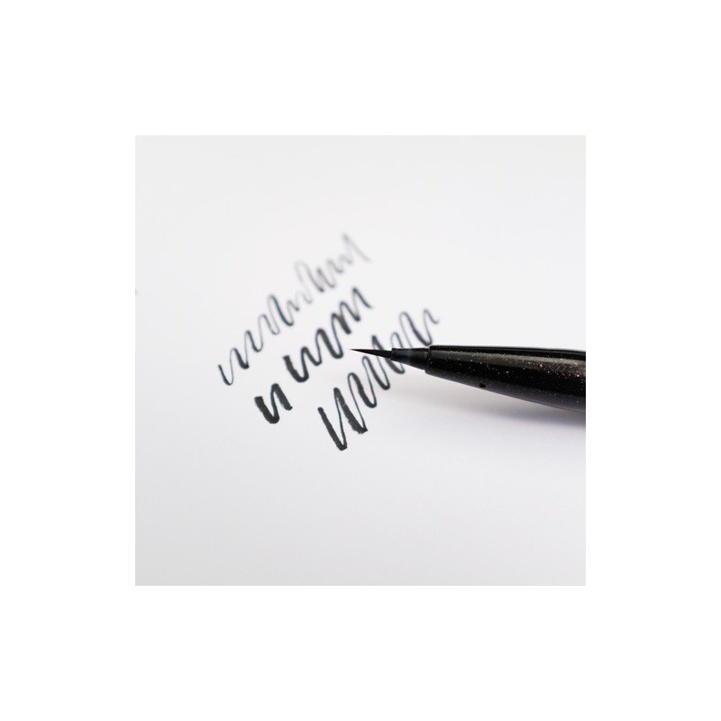 Ecriture avec le feutre pinceau Brush Sign Pen, Pointe ultra fine - Noir