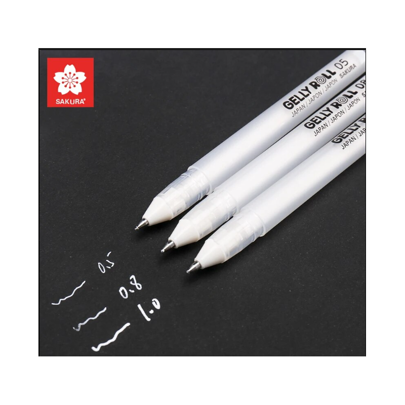 Carnet Sakura noir + 3 feutres blancs Gelly