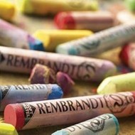 Papiers et fixatifs pour pastels et craies